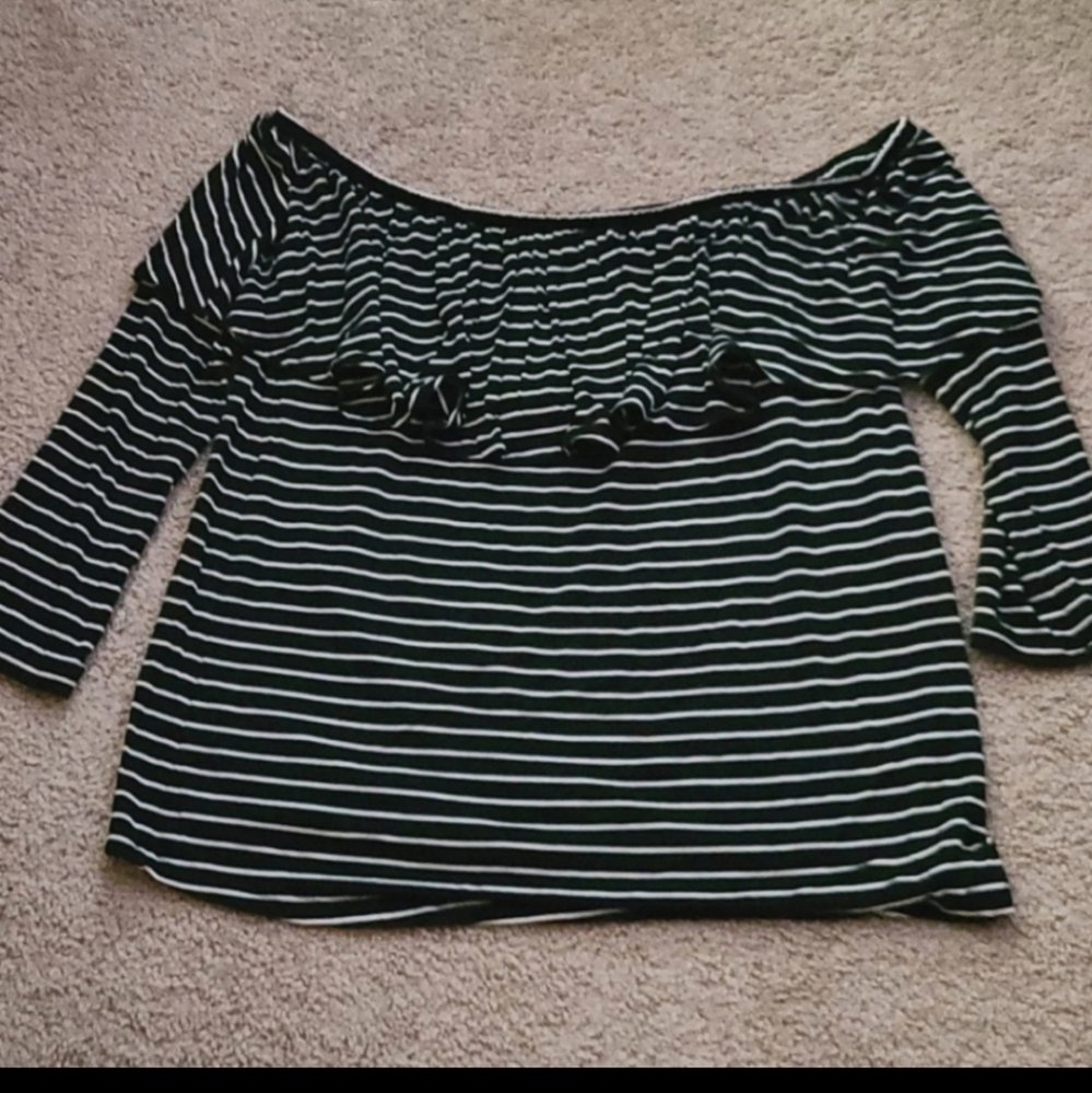 Bundled long sleeve shirts